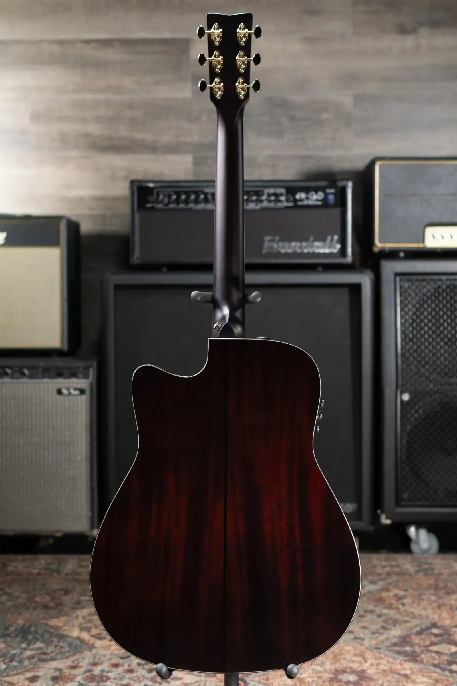 Yamaha TAG3 C Dreadnought Cutaway Acoustic/Electric Guitar - Sand Burst with Gig BAg