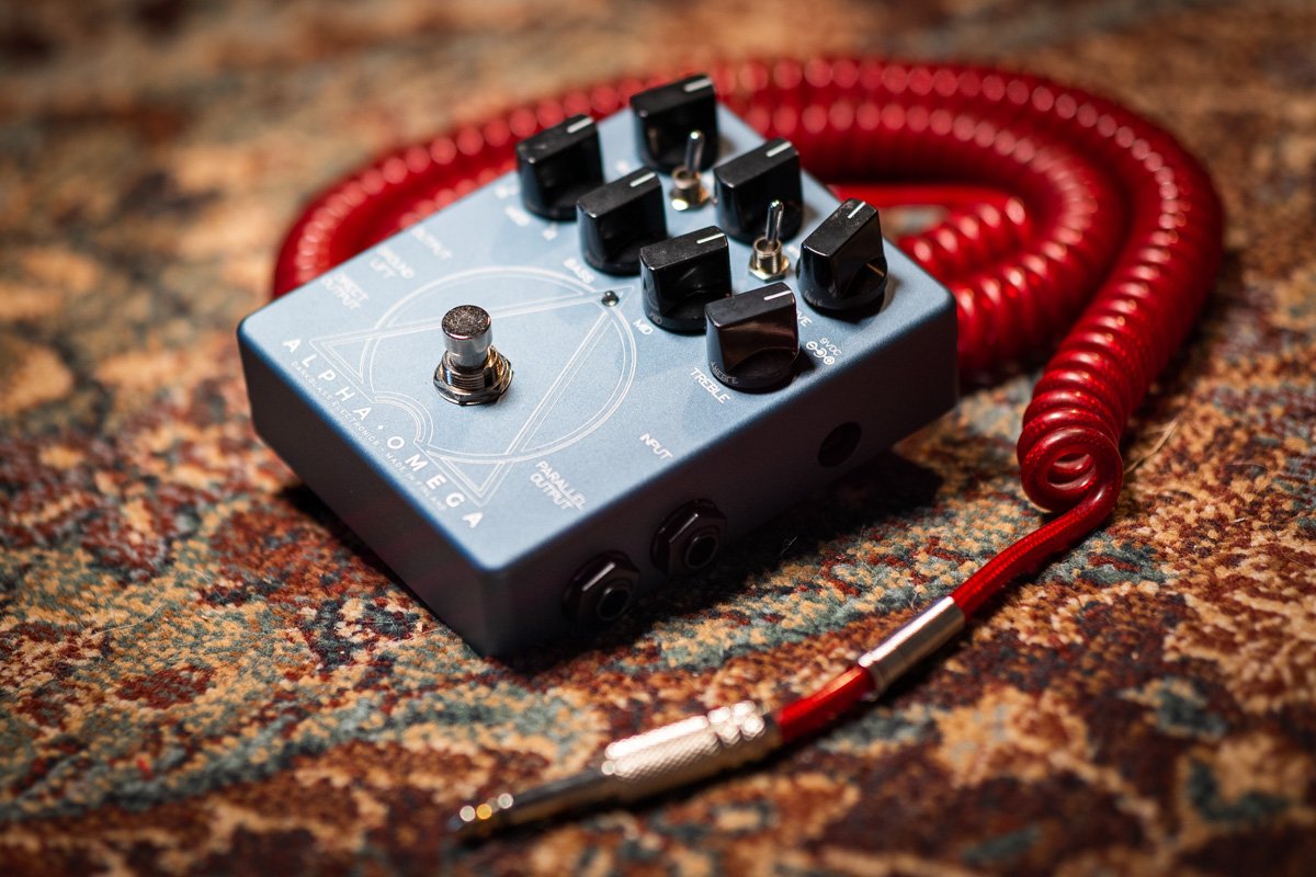 Darkglass Alpha Omega Bass Preamp Bass Guitar Pedal - Floor Model