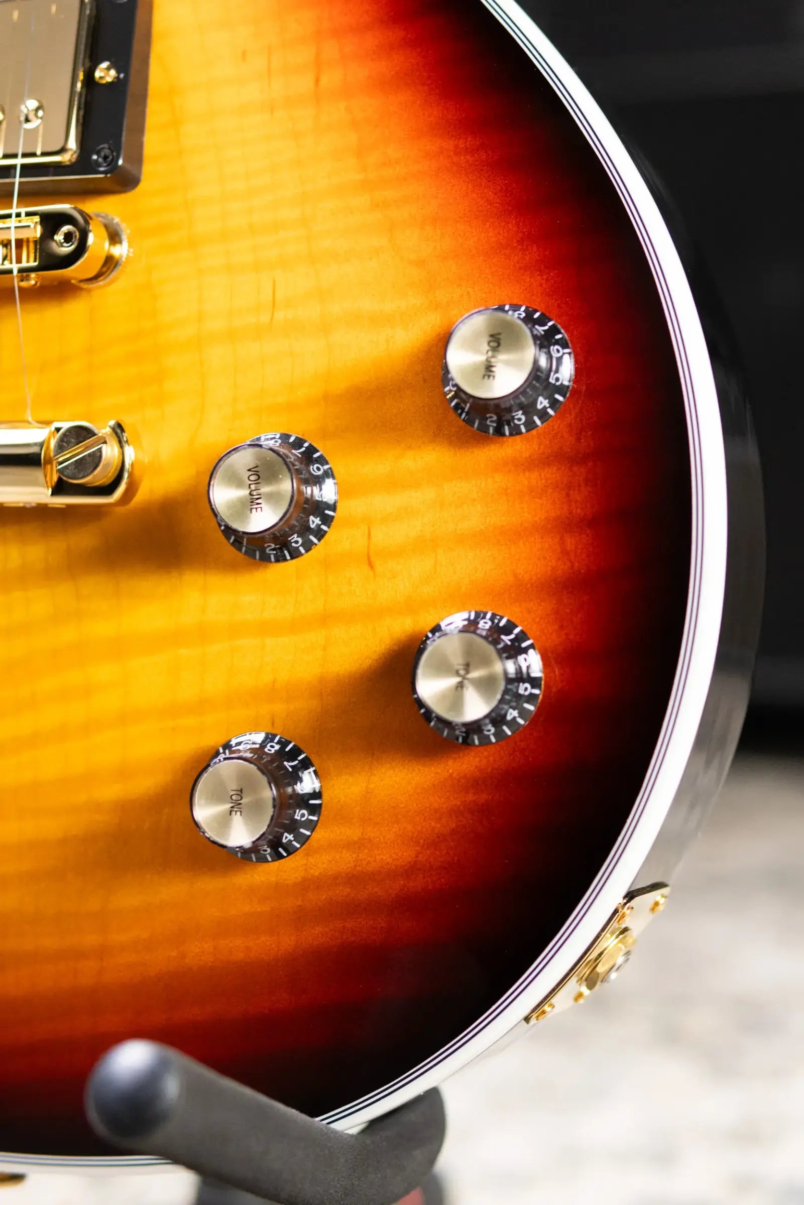 Gibson Les Paul Modern Supreme Electric Guitar - Fireburst with Hardshell Case