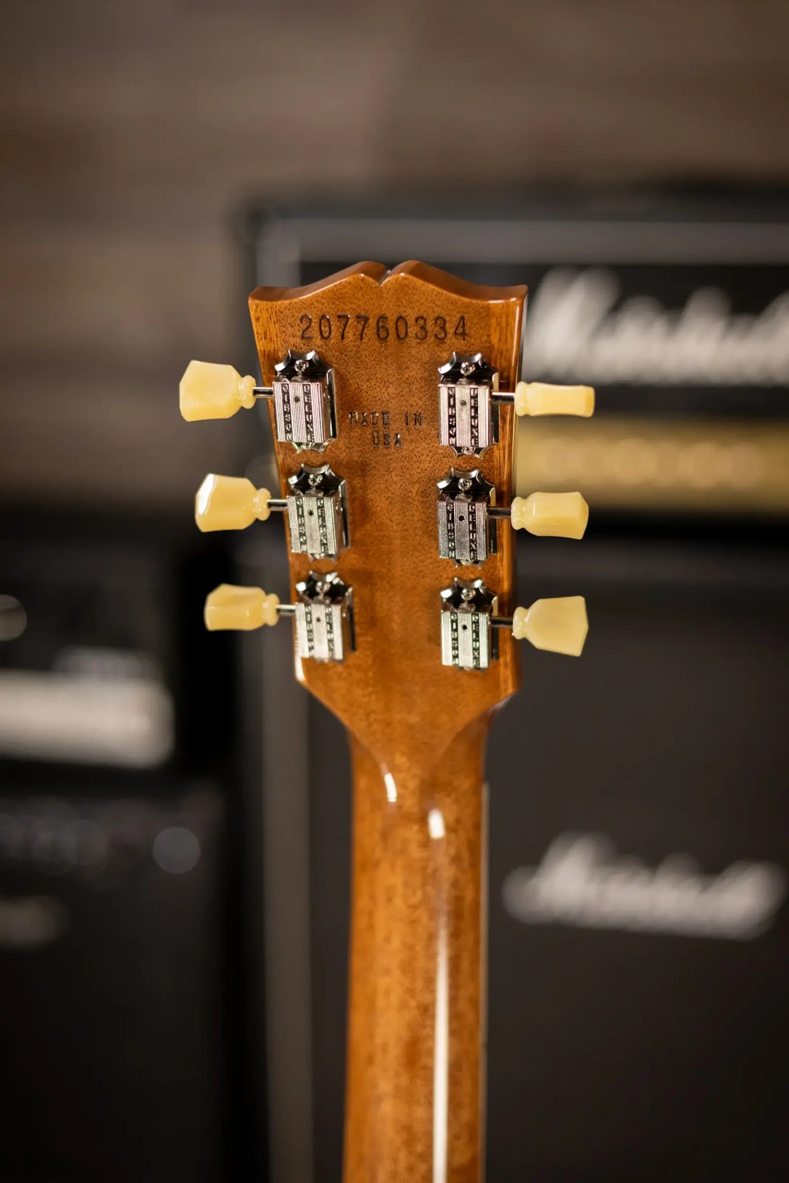Gibson Les Paul Standard '50s Electric Guitar - Tobacco Burst with Hardshell Case