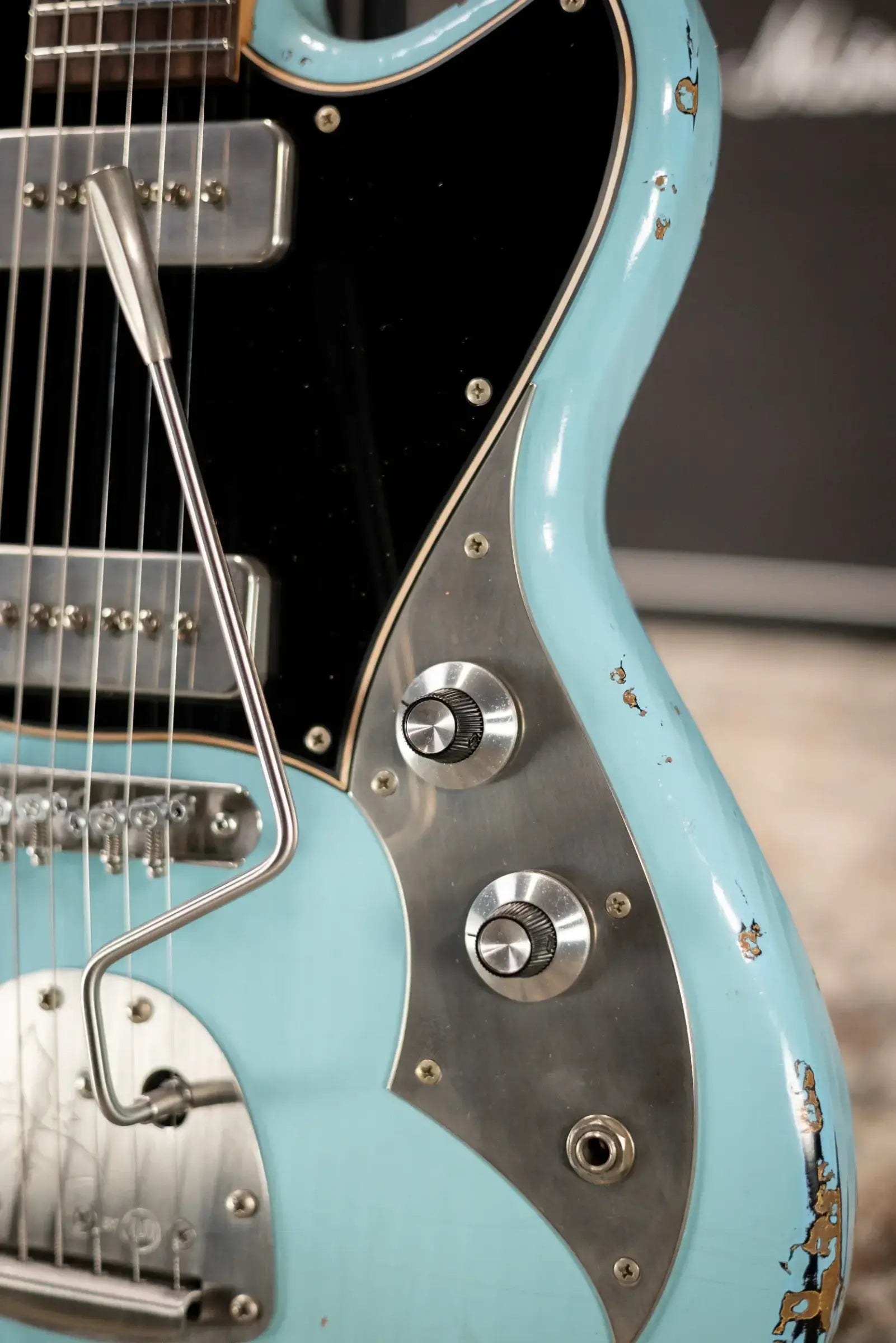 Novo Limited Serus J Electric Guitar - Daphne Blue over '64 3-Tone Burst with Gig Bag