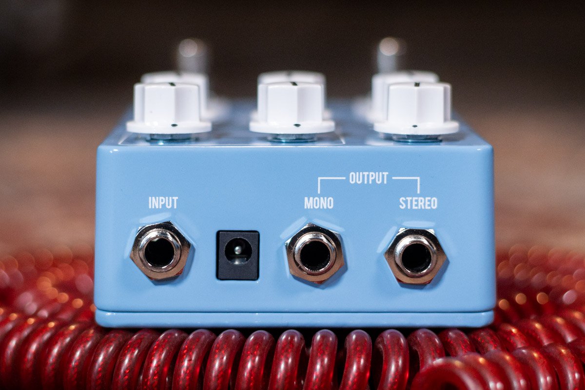 JHS Artificial Blonde - Madison Cunningham Signature Vibrato Pedal