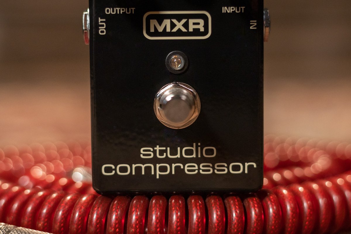 MXR M76 Studio Compressor Guitar Effects Pedal - Floor Model Demo