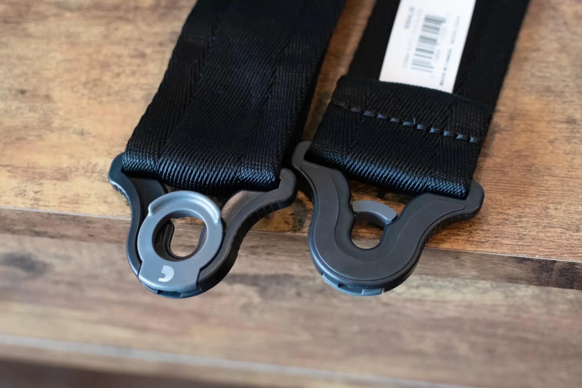 new D Addario Auto Lock Guitar Strap Black haggertys 5