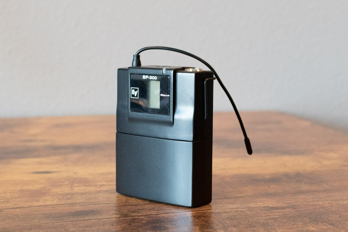 new EV R300 LAPEL WIRELESS MICROPHONE haggertys 07
