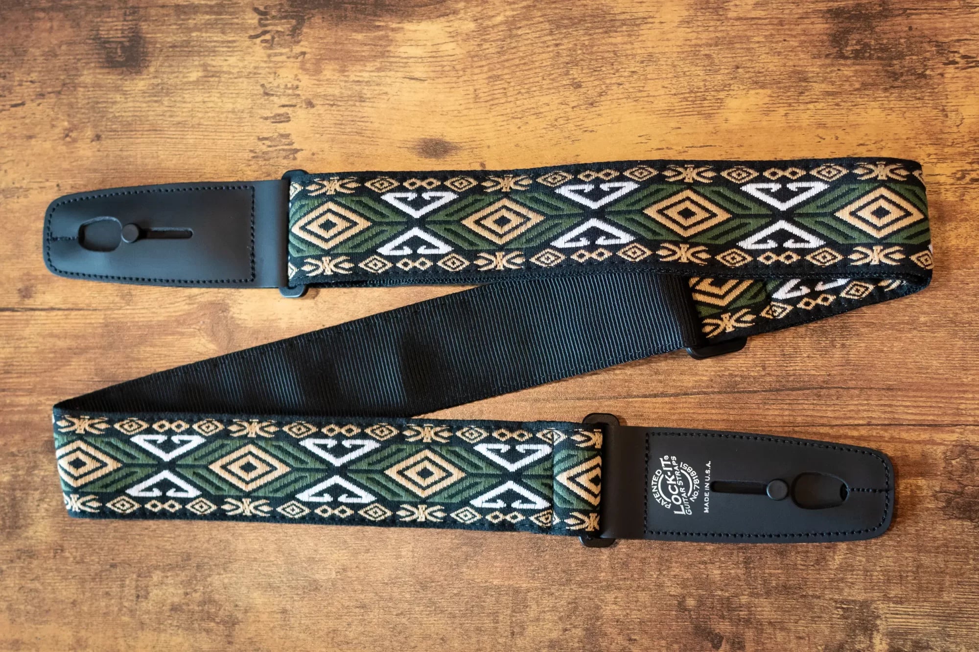 new Lock It 2 Guitar Strap Retro Vintage Series Emerald Isle haggertys 7