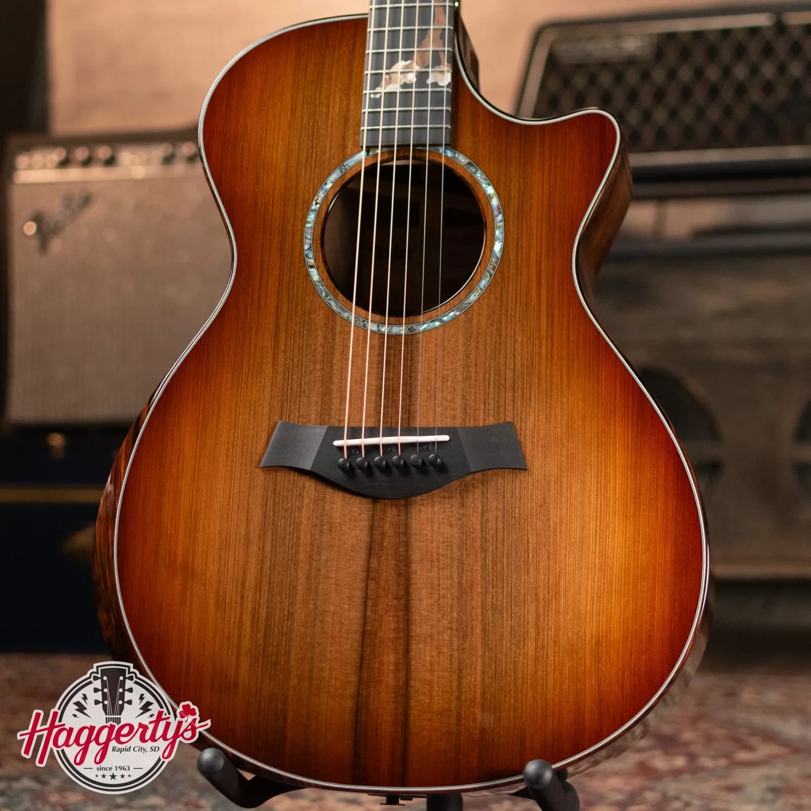 Taylor Custom Shop 2024 Queen's Walnut/Redwood Grand Concert Acoustic Guitar with Hardshell Case