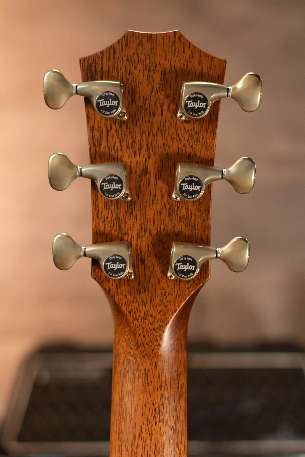 Taylor Custom Shop 2024 Queen's Walnut/Redwood Grand Concert Acoustic Guitar with Hardshell Case