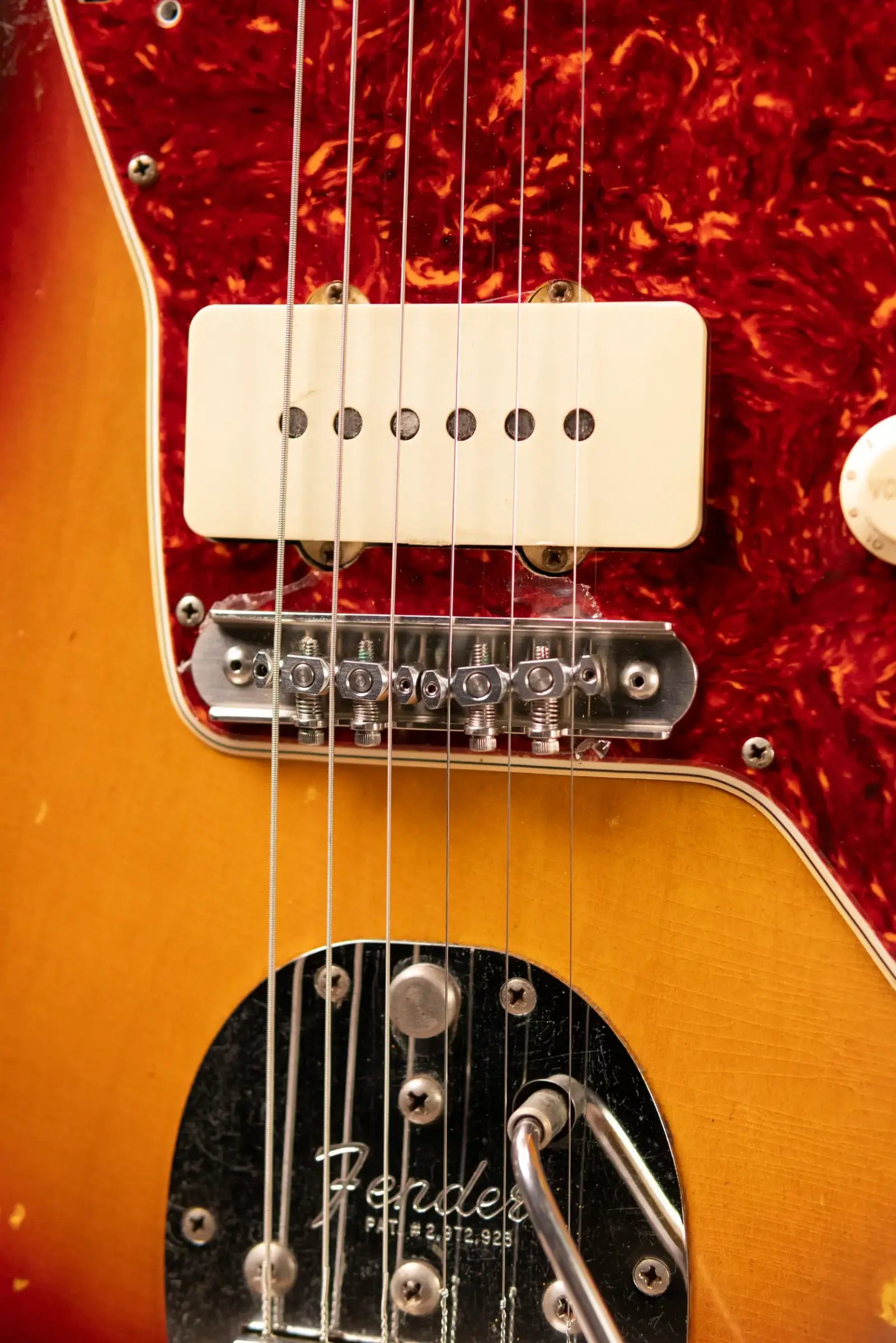 Fender Vintage 1962 Jazzmaster Electric Guitar - 3-Tone Sunburst with Hardshell Case - Used