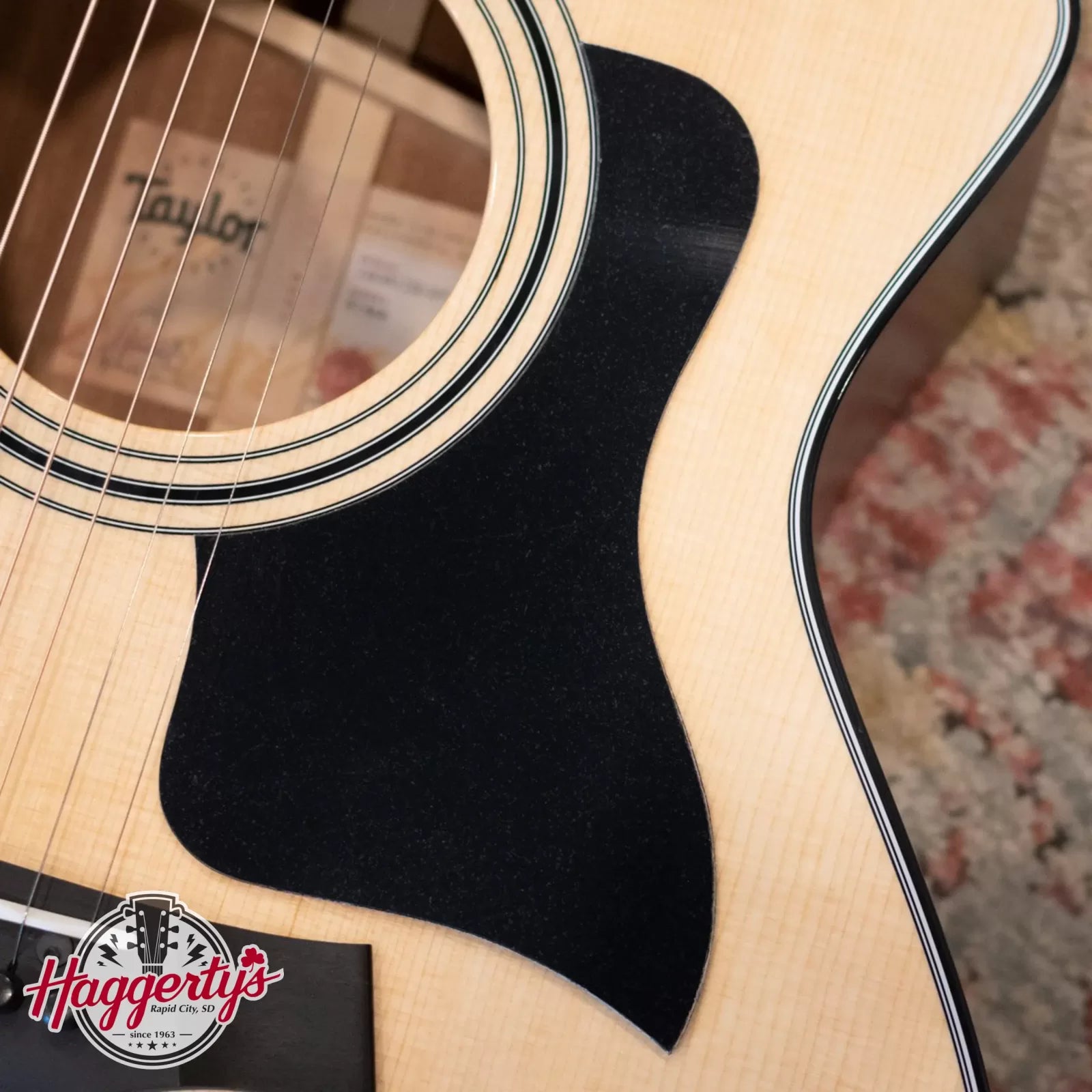 Taylor Pickguard Right Handed GA/GS 5.5" Black