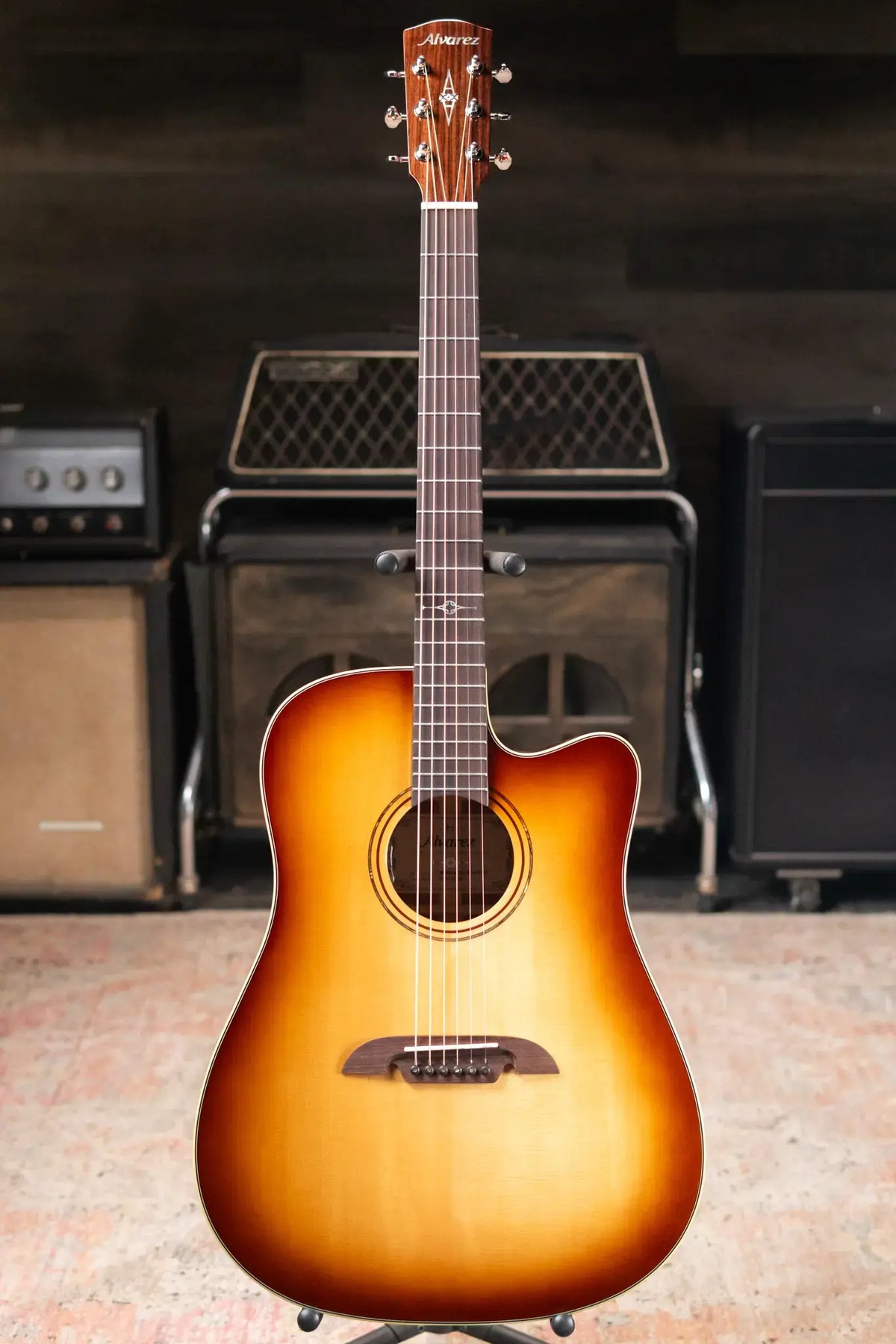 Alvarez Masterworks MD60ce Dreadnought Acoustic/Electric Guitar - Shadowburst with Hardshell Case - Demo