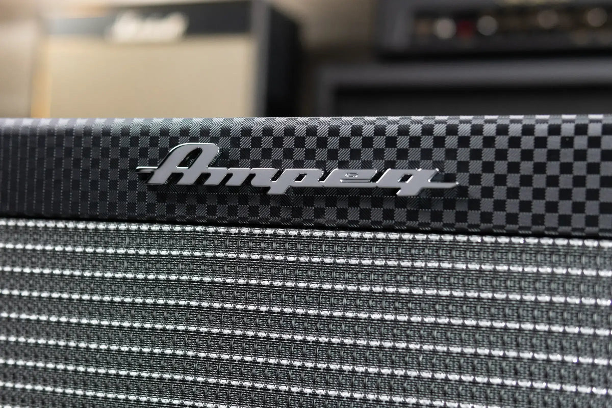 Ampeg Rocket Bass RB-112 Combo Bass Amplifier