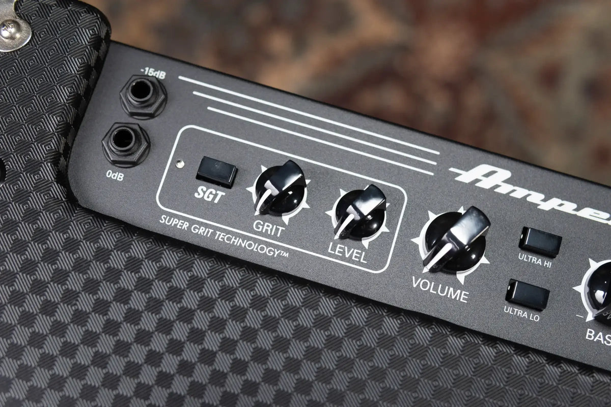 Ampeg Rocket Bass RB-112 Combo Bass Amplifier