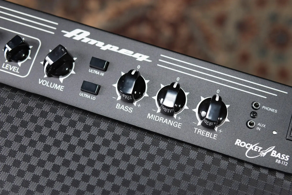 Ampeg Rocket Bass RB-112 Combo Bass Amplifier