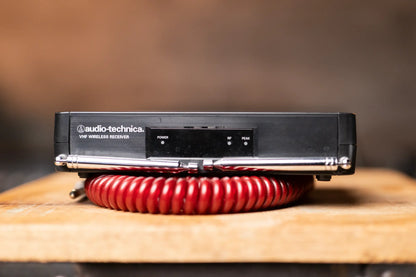 Audio Technica ATW R250 VHF Wireless Receiver ATW T201 Transmitter with Headset Used 67164360d4eaf