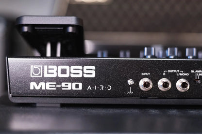 Boss ME-90 Multi-Effects Guitar Processor Pedal Board