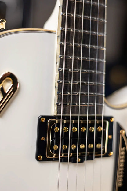 Duesenberg Fantom A Electric Guitar Aged White with Hardshell Case 6740fb2dabc96