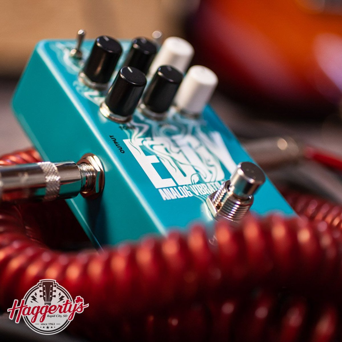 Electro-Harmonix - Eddy Analog Vibrato Guitar Effects Pedal - Floor Model