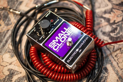 ELECTRO HARMONIX SMALL CLONE FULL CHORUS HAGGERTYS 03