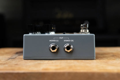 Walrus Audio Fable Granular Soundscape Generator MKII - Gray