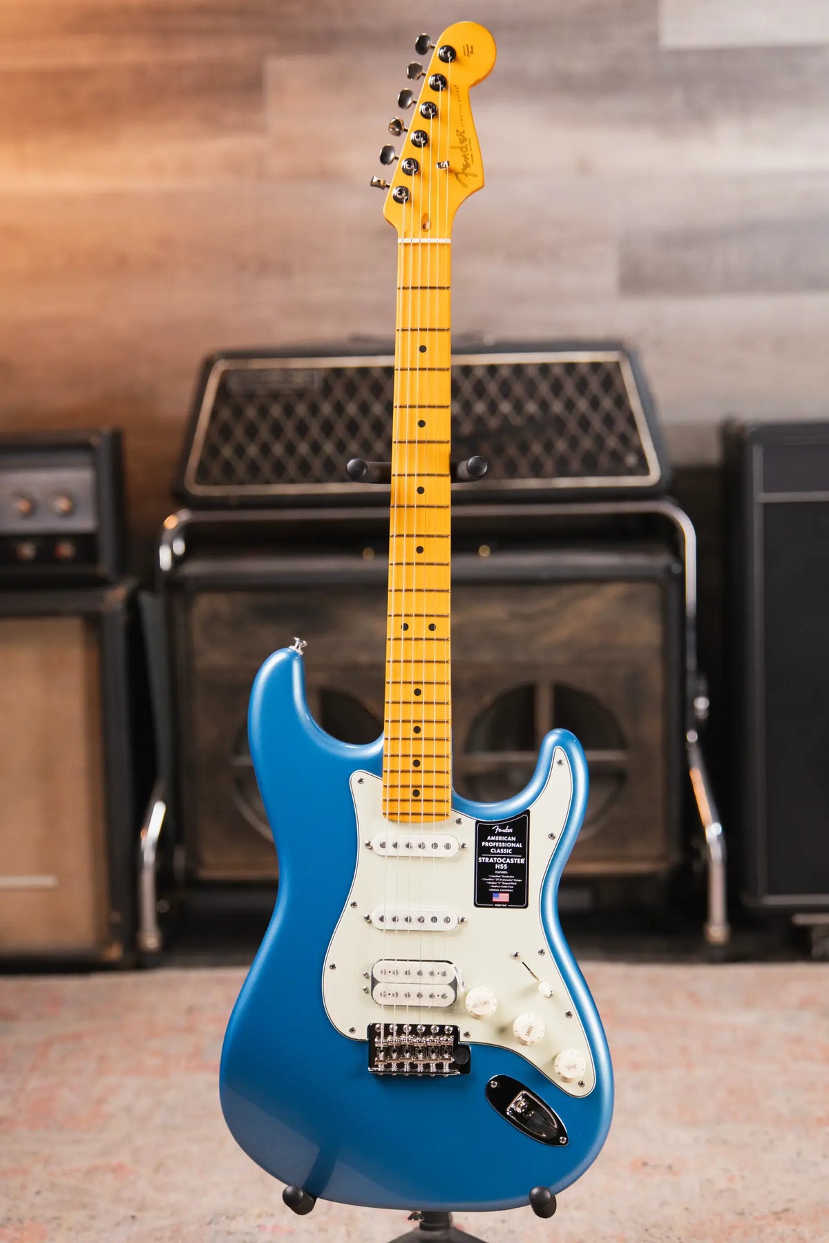 Fender American Professional Classic Stratocaster HSS Electric Guitar - Faded Lake Placid Blue with Gig Bag - Demo