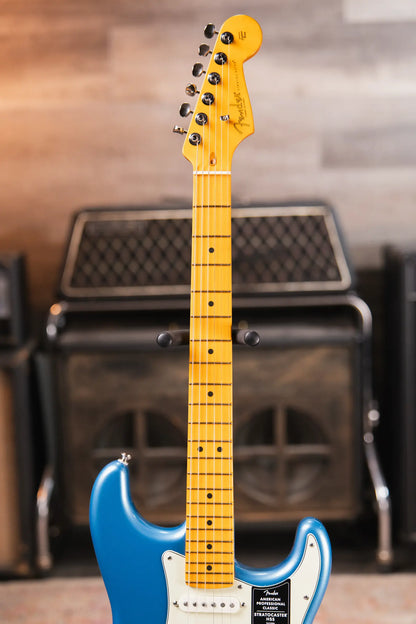Fender American Professional Classic Stratocaster HSS Electric Guitar - Faded Lake Placid Blue with Gig Bag - Demo
