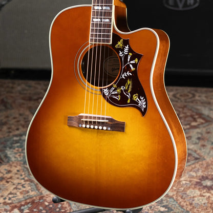 Gibson Hummingbird Standard EC Acoustic/Electric Guitar - Heritage Cherry Sunburst with Hardshell Case