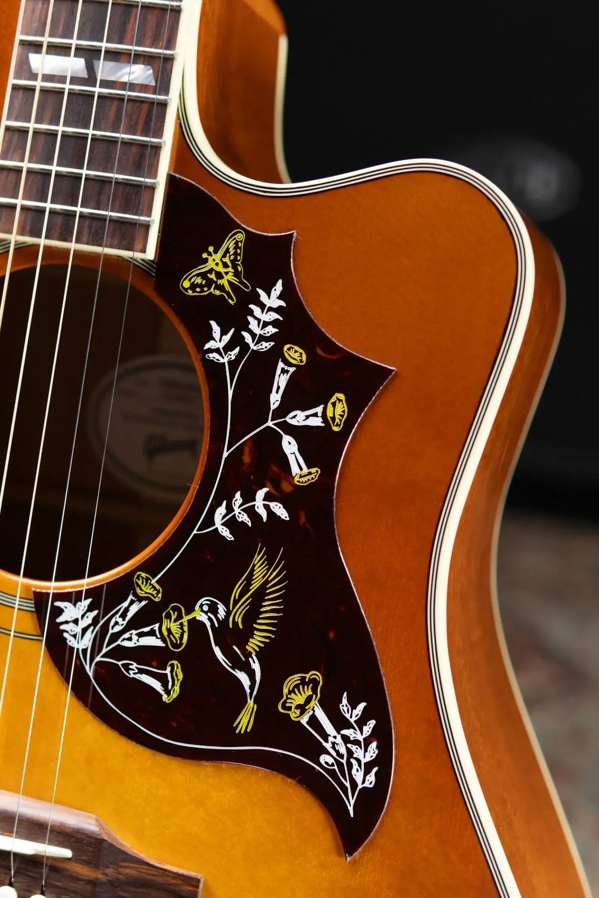 Gibson Hummingbird Standard EC Acoustic/Electric Guitar - Heritage Cherry Sunburst with Hardshell Case