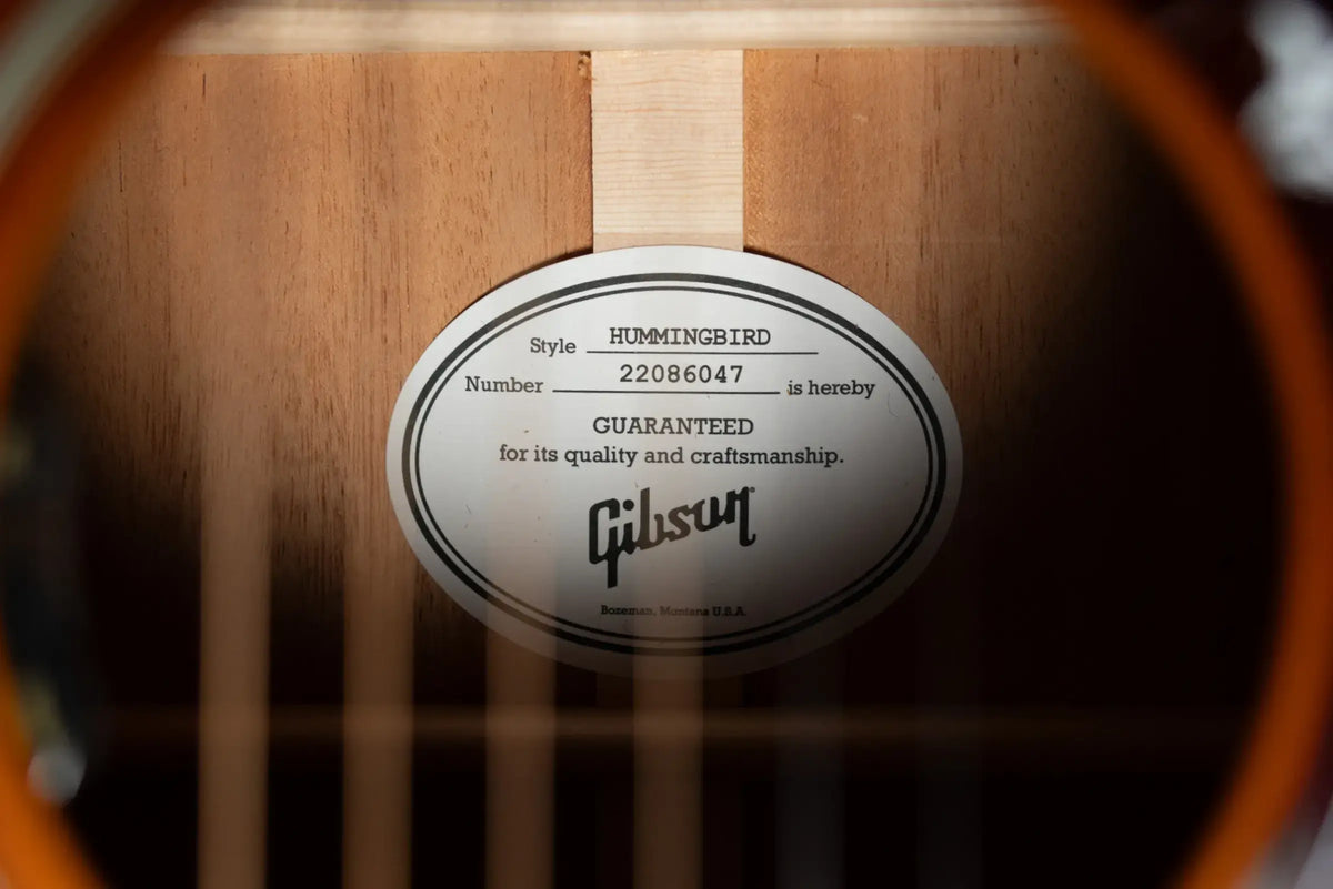 Gibson Hummingbird Standard EC Acoustic/Electric Guitar - Heritage Cherry Sunburst with Hardshell Case