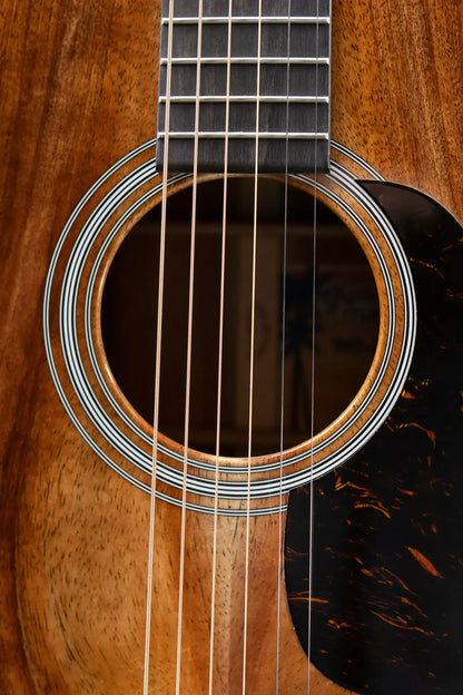 Martin O'ahu HG-28K2 Acoustic Guitar with Hardshell Case