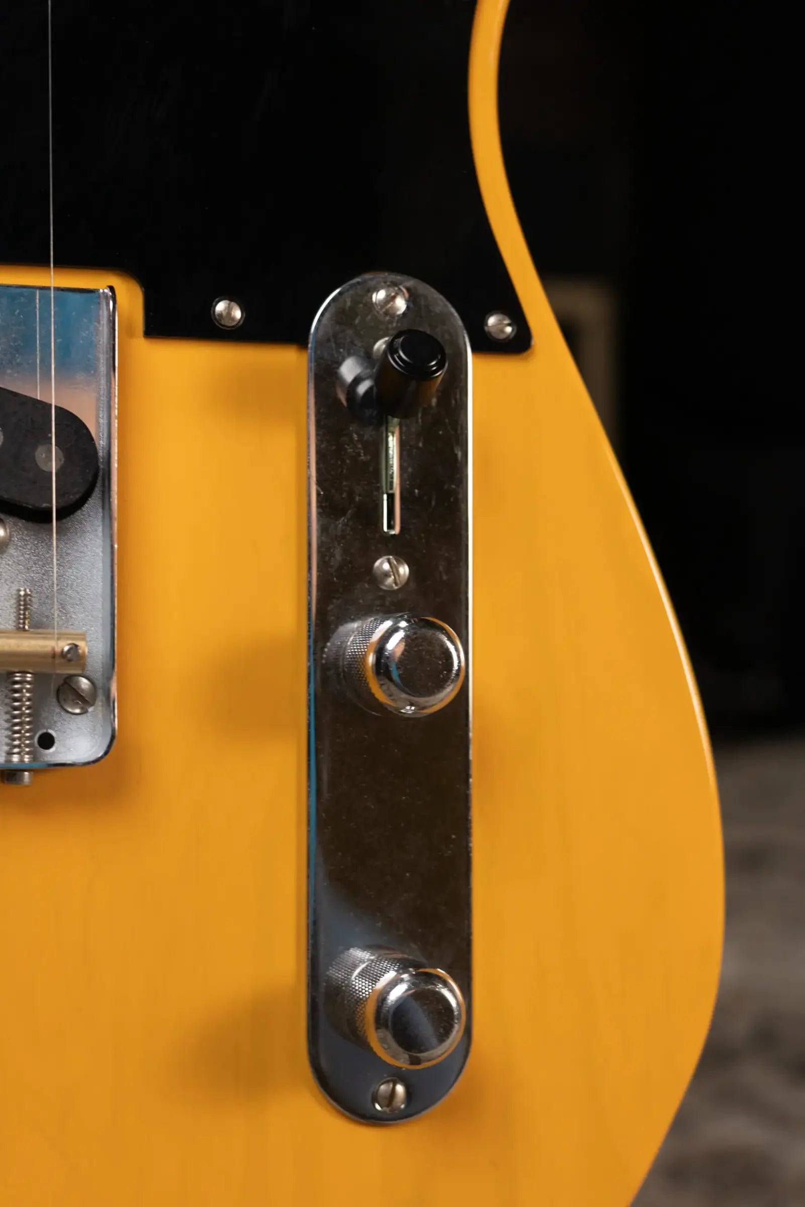 Fender 75th Anniversary Vintera Road Worn 1951 Telecaster Electric Guitar - Butterscotch Blonde with Hardshell Case