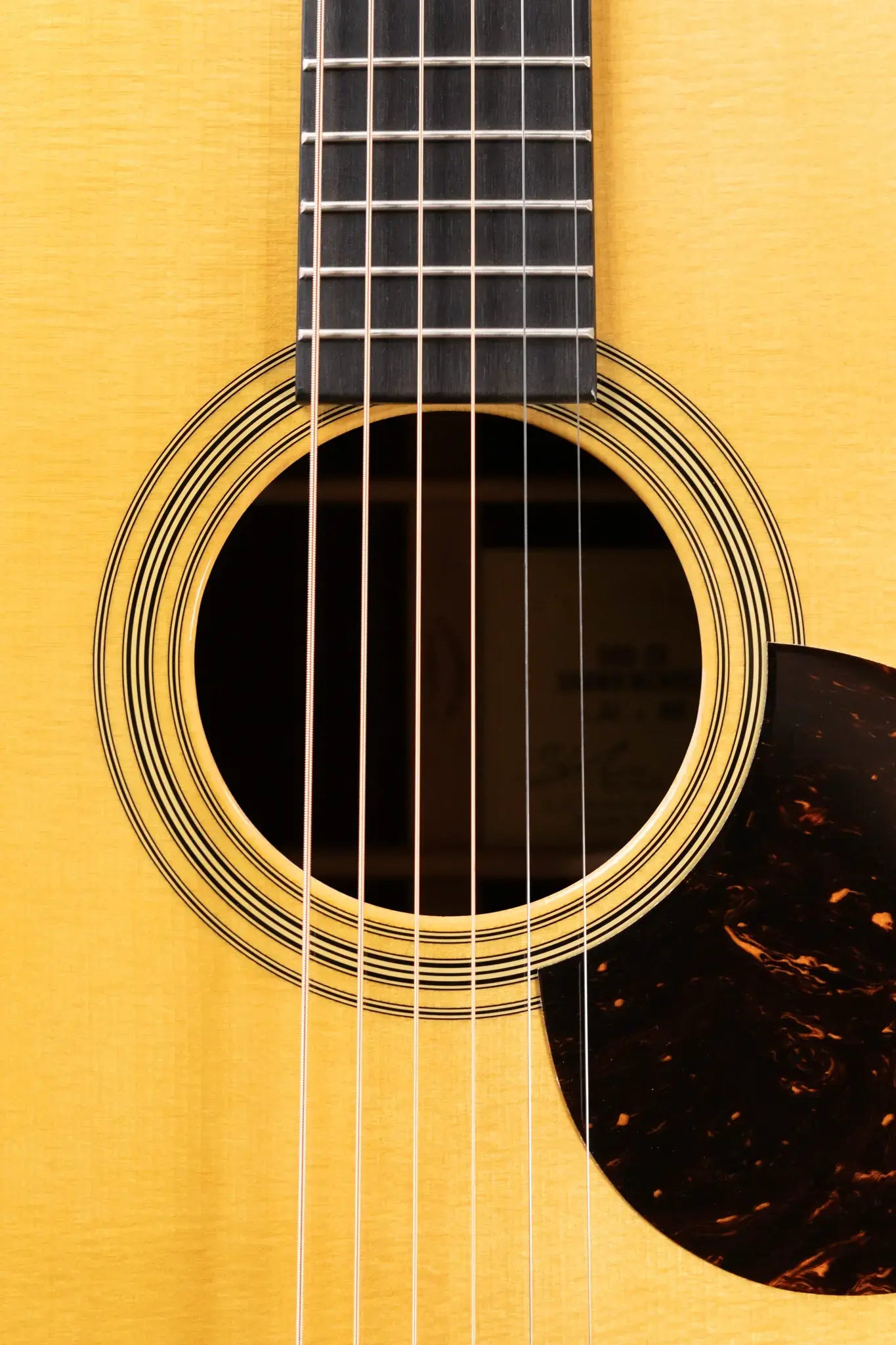 Martin 000-28 Shawn Mendes Signature Acoustic Guitar with Hardshell Case
