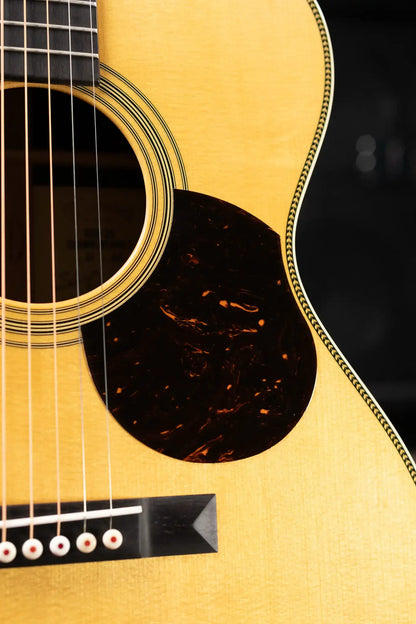Martin 000-28 Shawn Mendes Signature Acoustic Guitar with Hardshell Case