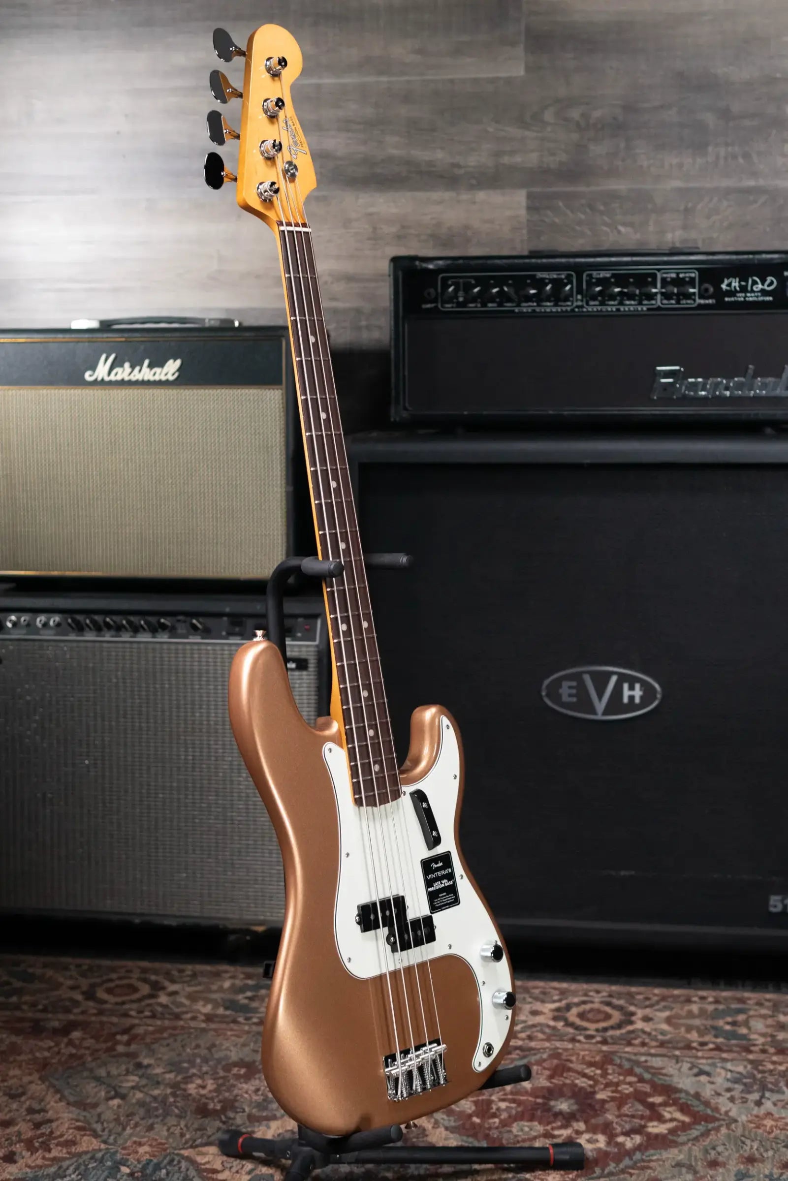 Fender Vintera III Late '60s Precision Bass - Firemist Gold with Gig Bag
