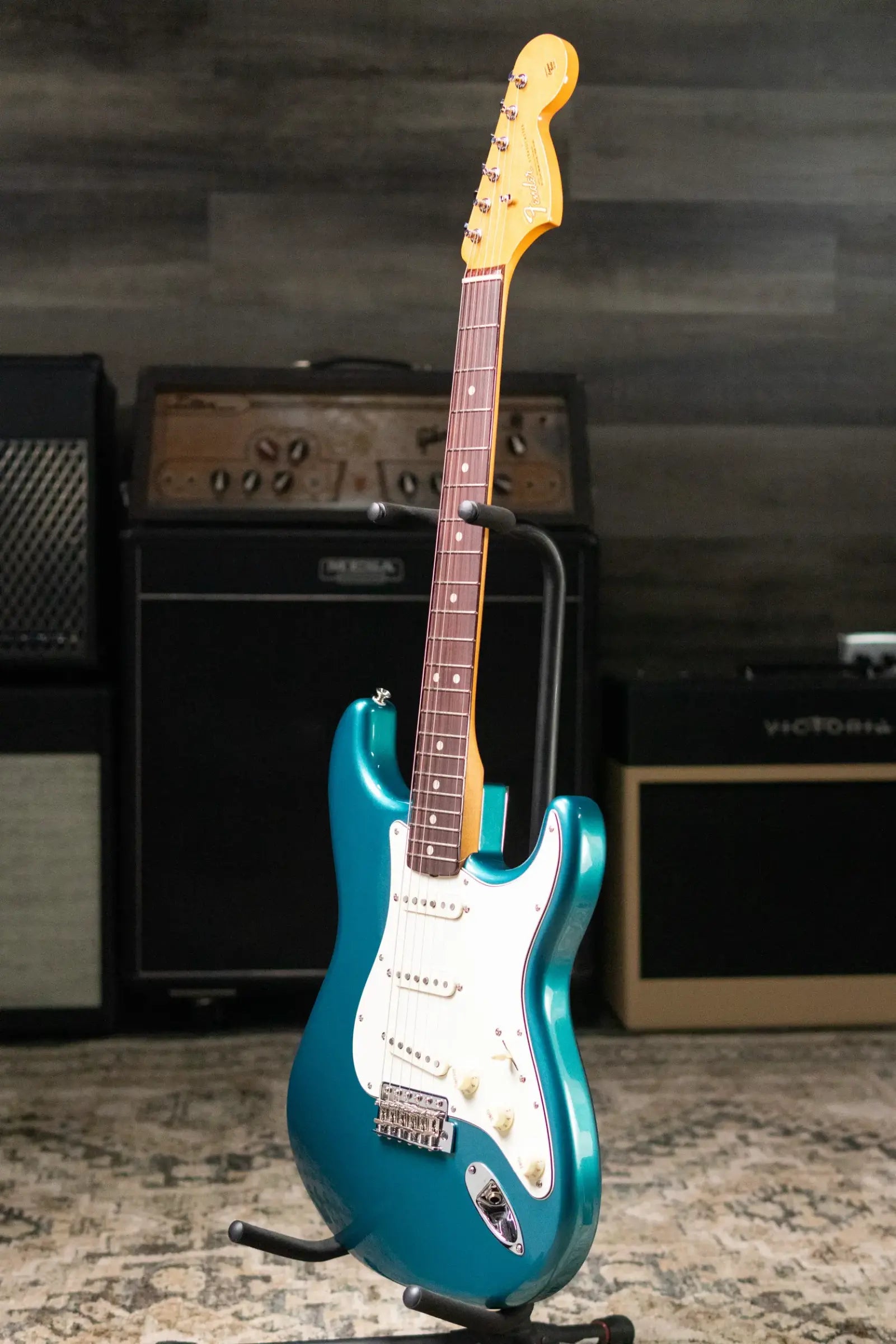 Fender Vintera III Late '60s Stratocaster Electric Guitar - Ocean Turquoise with Gig Bag