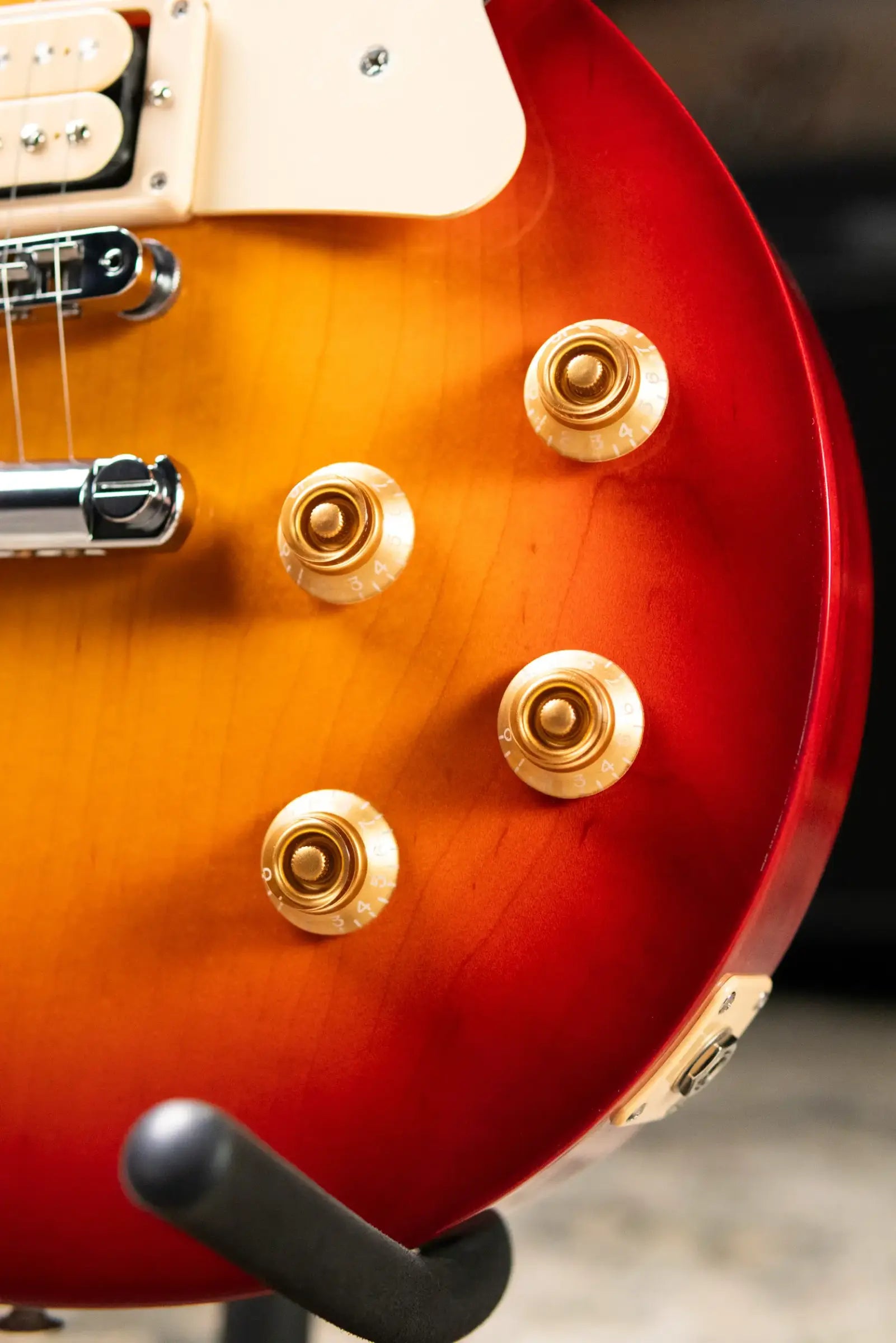 Gibson Les Paul Studio Double Trouble Electric Guitar - Cherry Sunburst with Gig Bag
