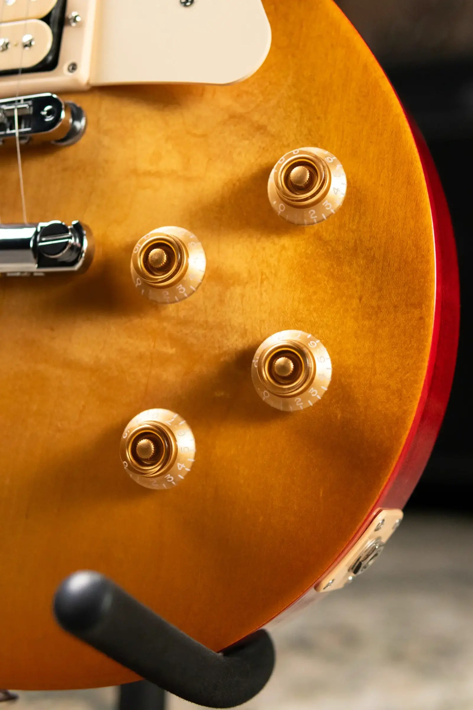 Gibson Les Paul Studio Double Trouble Electric Guitar - Dirty Lemon Burst/Cherry Back with Gig Bag