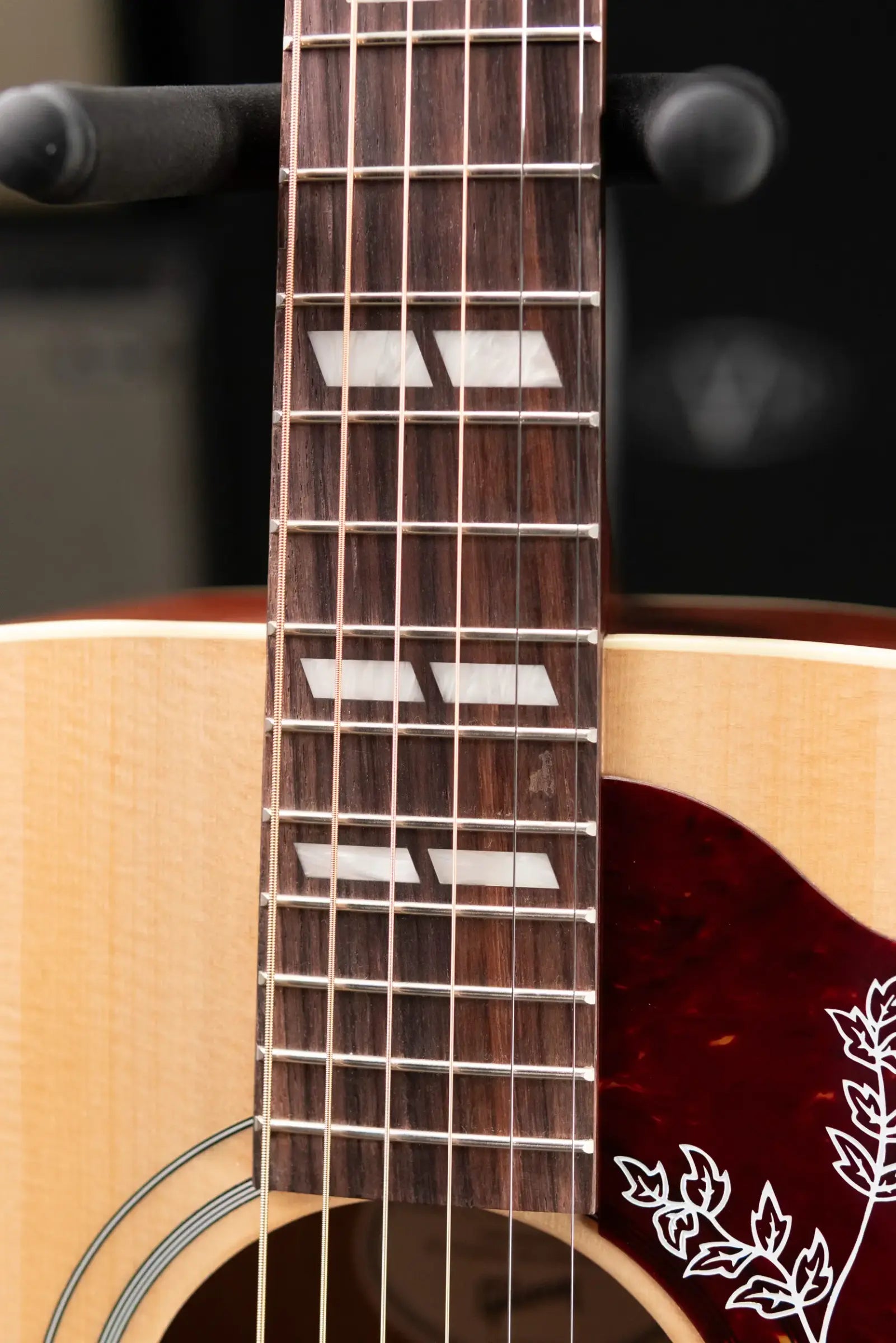 Gibson Hummingbird Special Dreadnought Acoustic/Electric Guitar - Natural Satin with Gig Bag