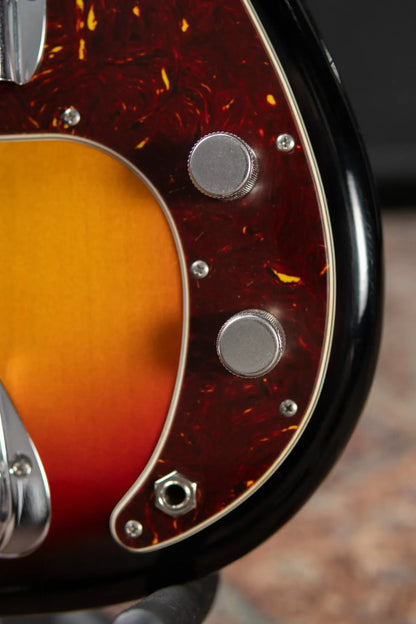 Fender James Jamerson 1962 Precision Bass - 3-Tone Sunburst with Hardshell Case