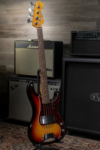 Fender James Jamerson 1962 Precision Bass - 3-Tone Sunburst with Hardshell Case