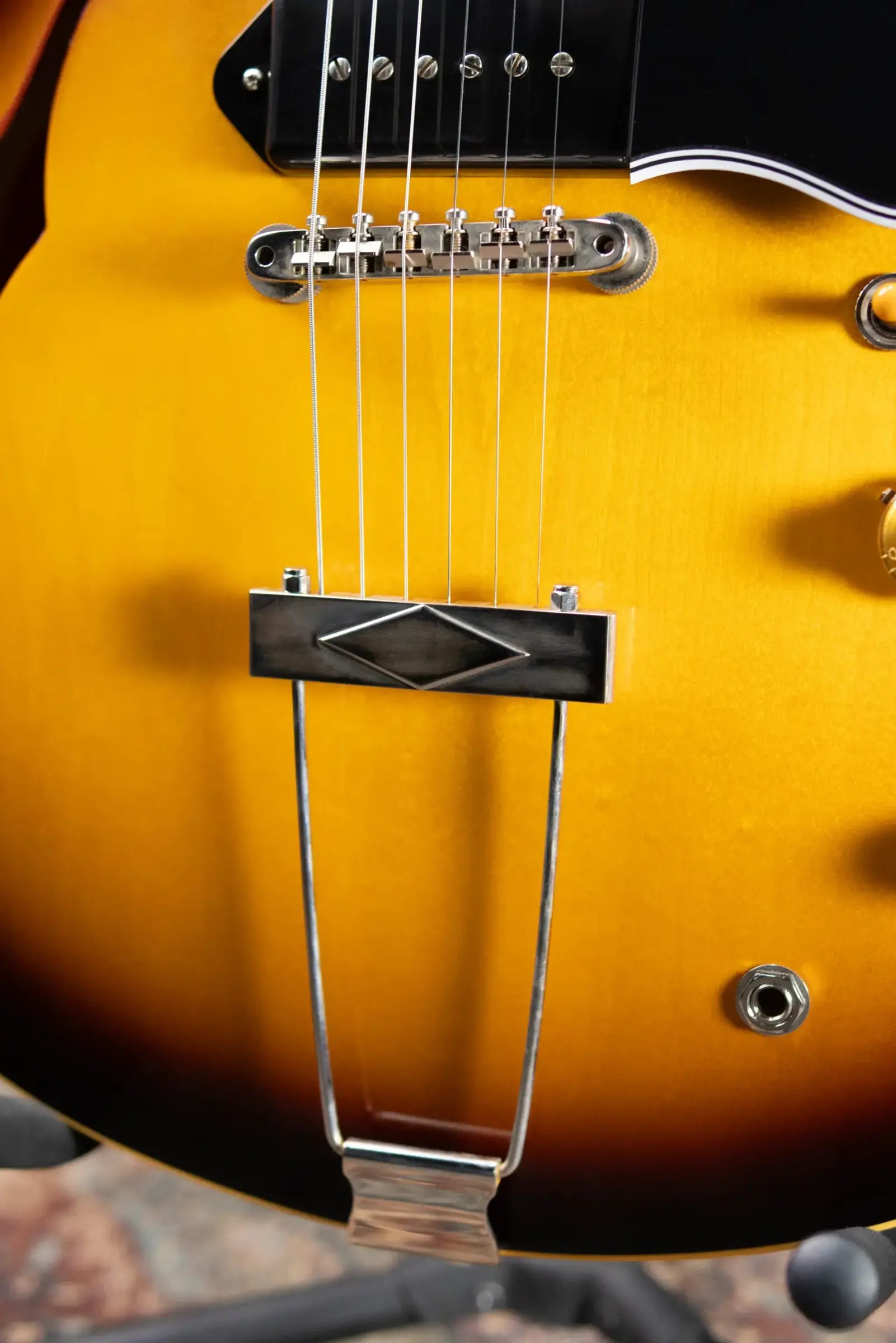 Gibson Custom Shop '59 ES-330 TD Reissue VOS Hollow Body Electric Guitar - Vintage Burst with Hardshell Case