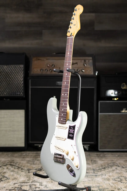 Fender Player II Stratocaster Electric Guitar - Cactus Gray