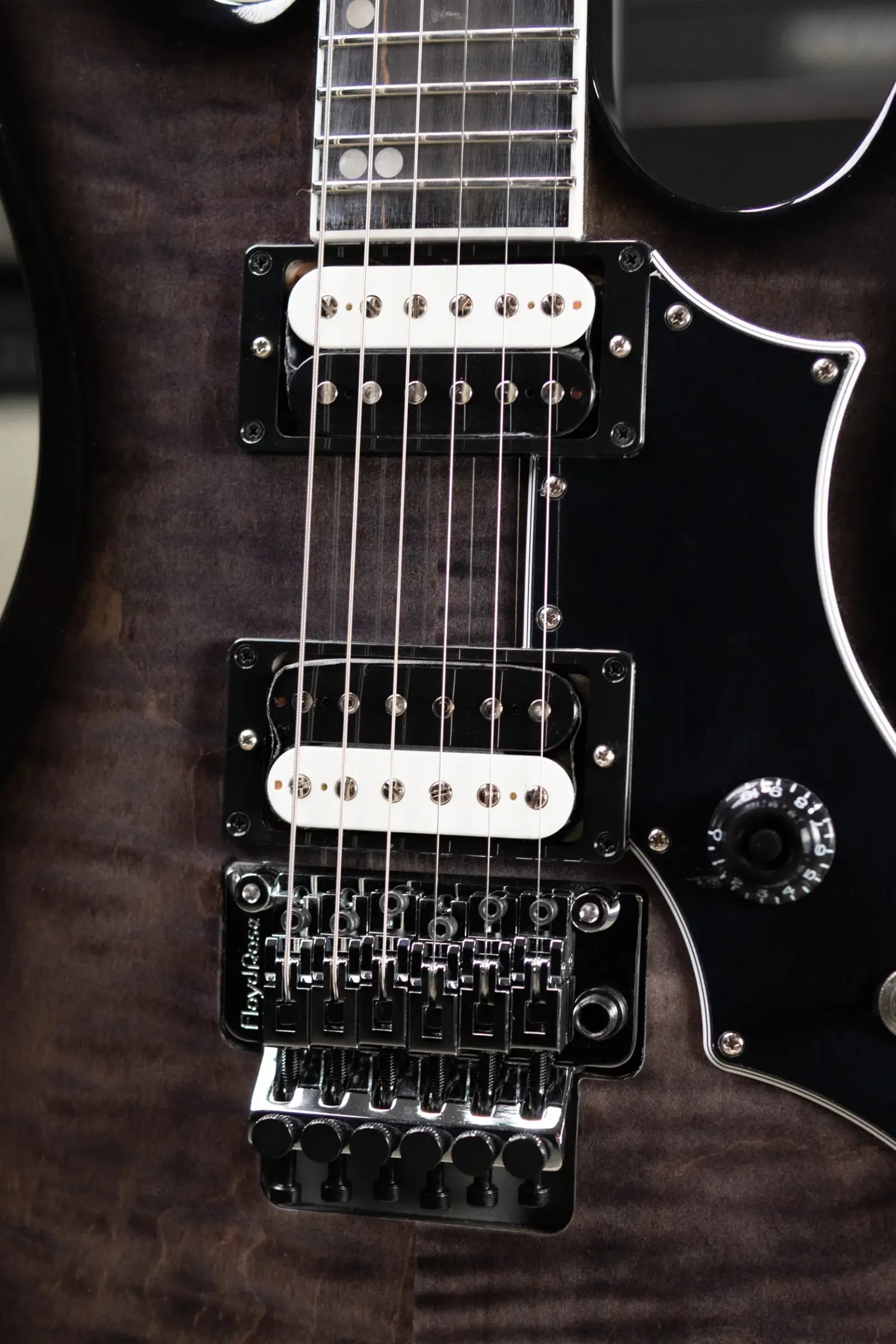 Gibson Victory Floyd Rose Electric Guitar - Translucent Ebony Burst with Hardshell Case