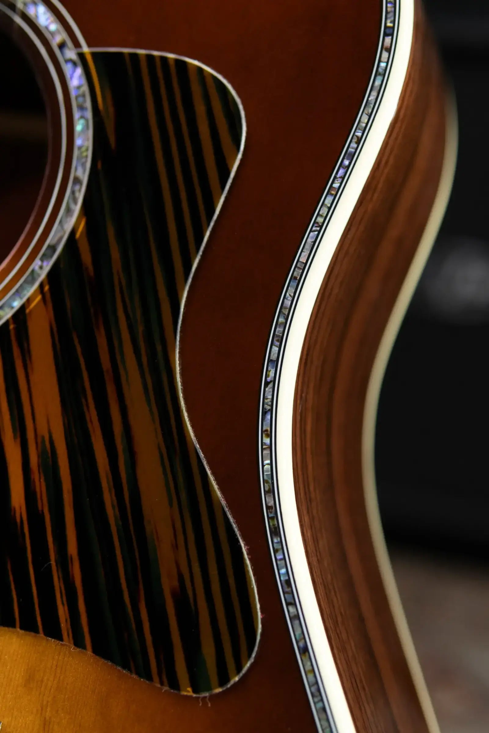 Gibson Advanced Jumbo Anniversary Limited Edition Acoustic/Electric Guitar - Cremona Burst with Hardshell Case