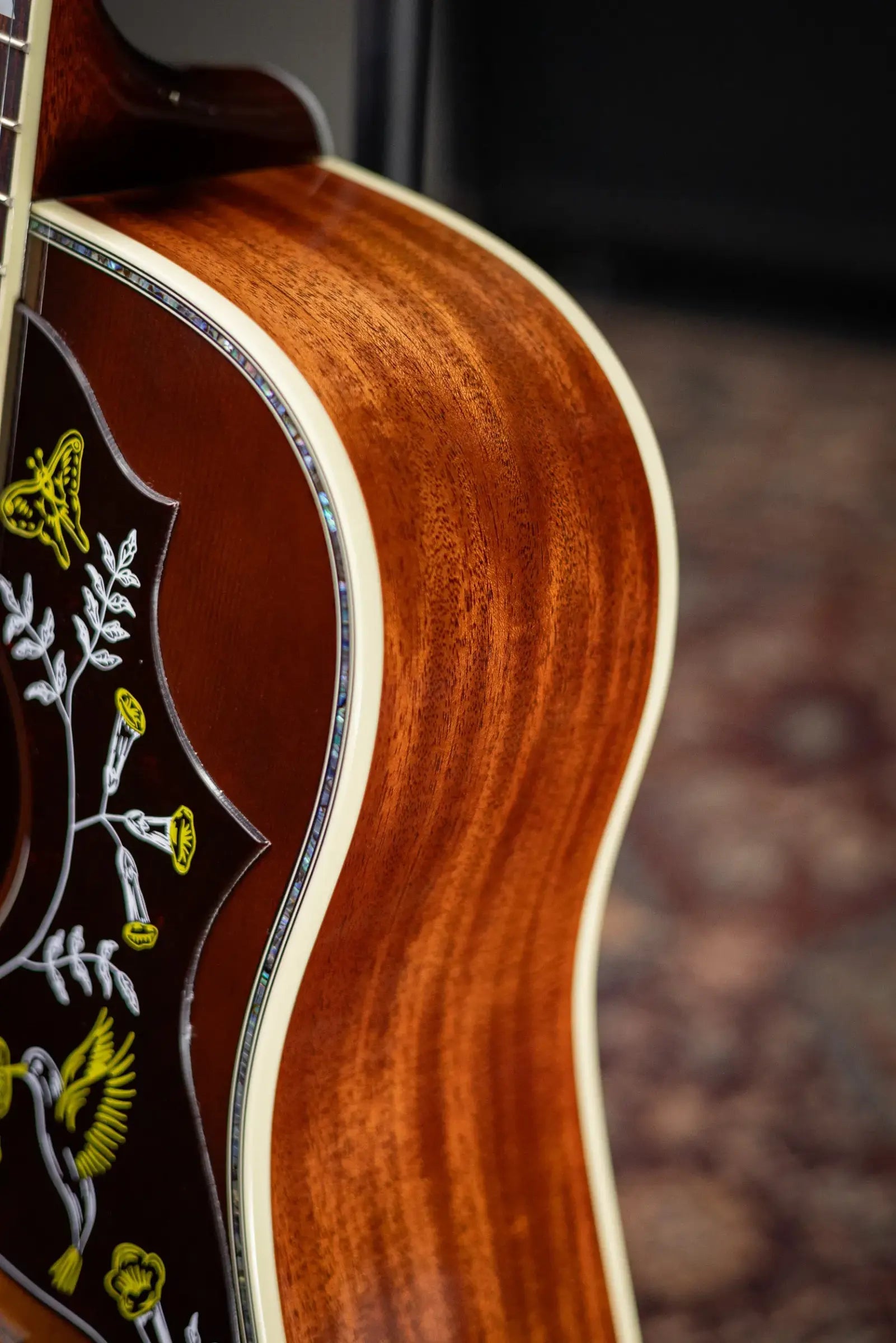 Gibson Hummingbird Anniversary Limited Edition Acoustic/Electric Guitar - Cremona Burst with Hardshell Case