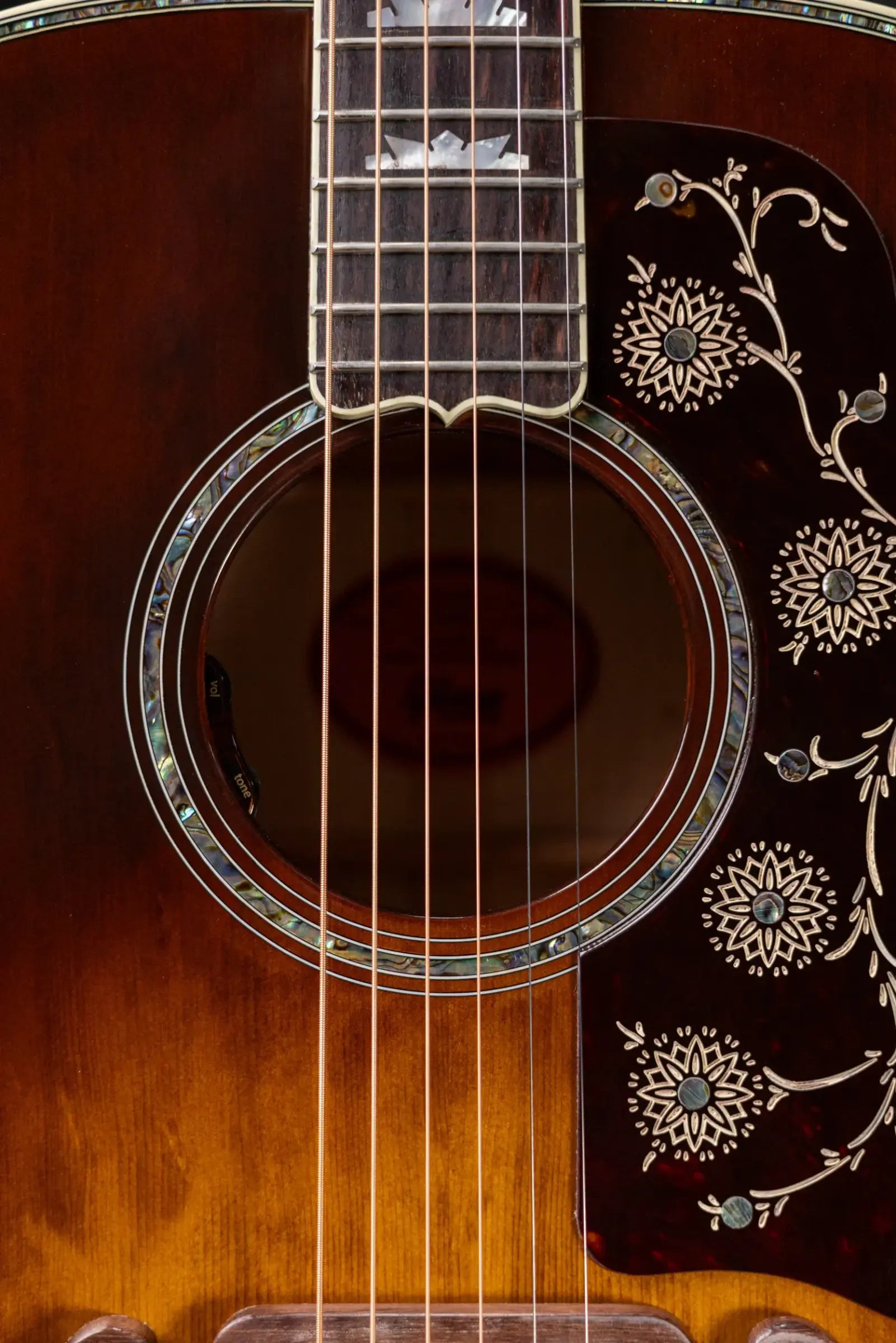 Gibson SJ-200 Anniversary Limited Edition Acoustic/Electric Guitar - Cremona Burst with Hardshell Case