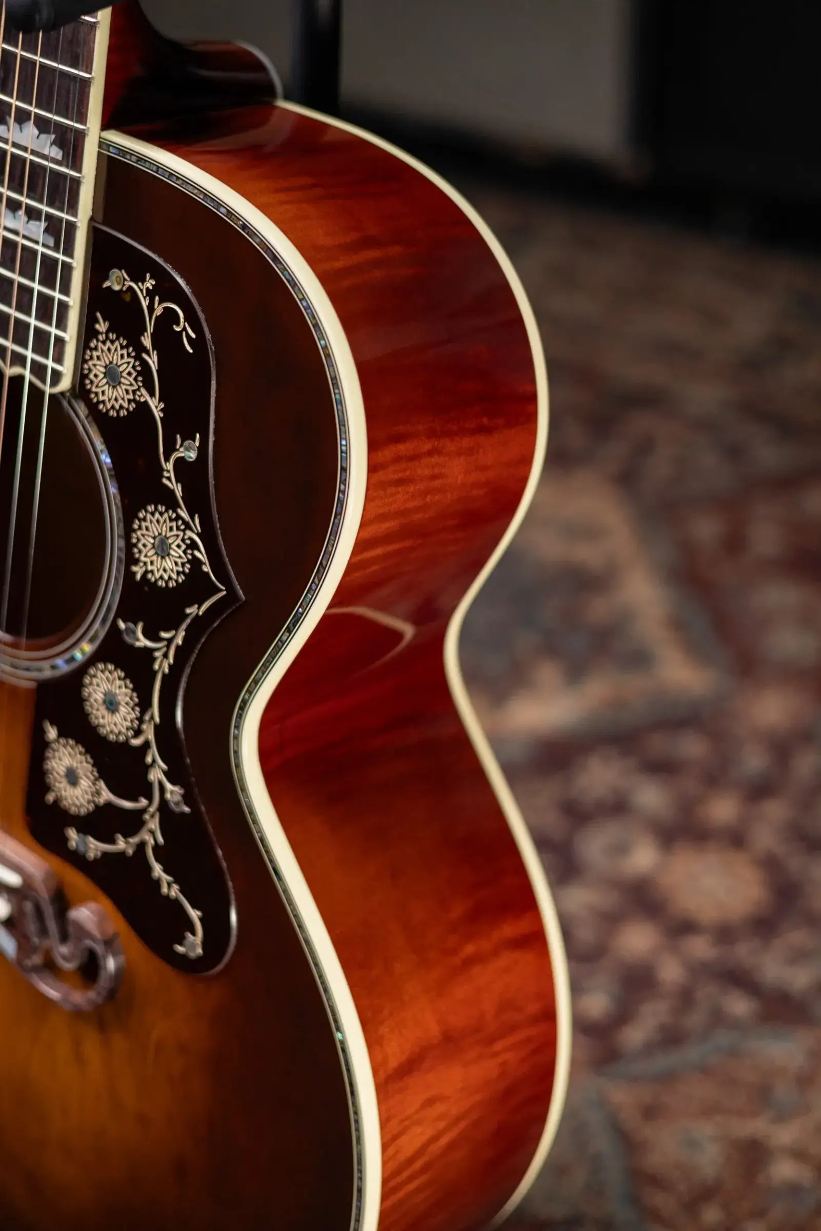Gibson SJ-200 Anniversary Limited Edition Acoustic/Electric Guitar - Cremona Burst with Hardshell Case