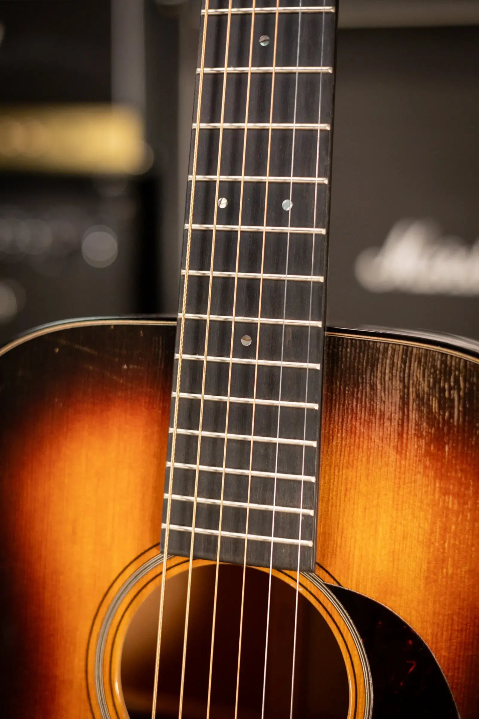 Martin 00-18 Joe Bonamassa Signature Acoustic Guitar - Burst with Hardshell Case