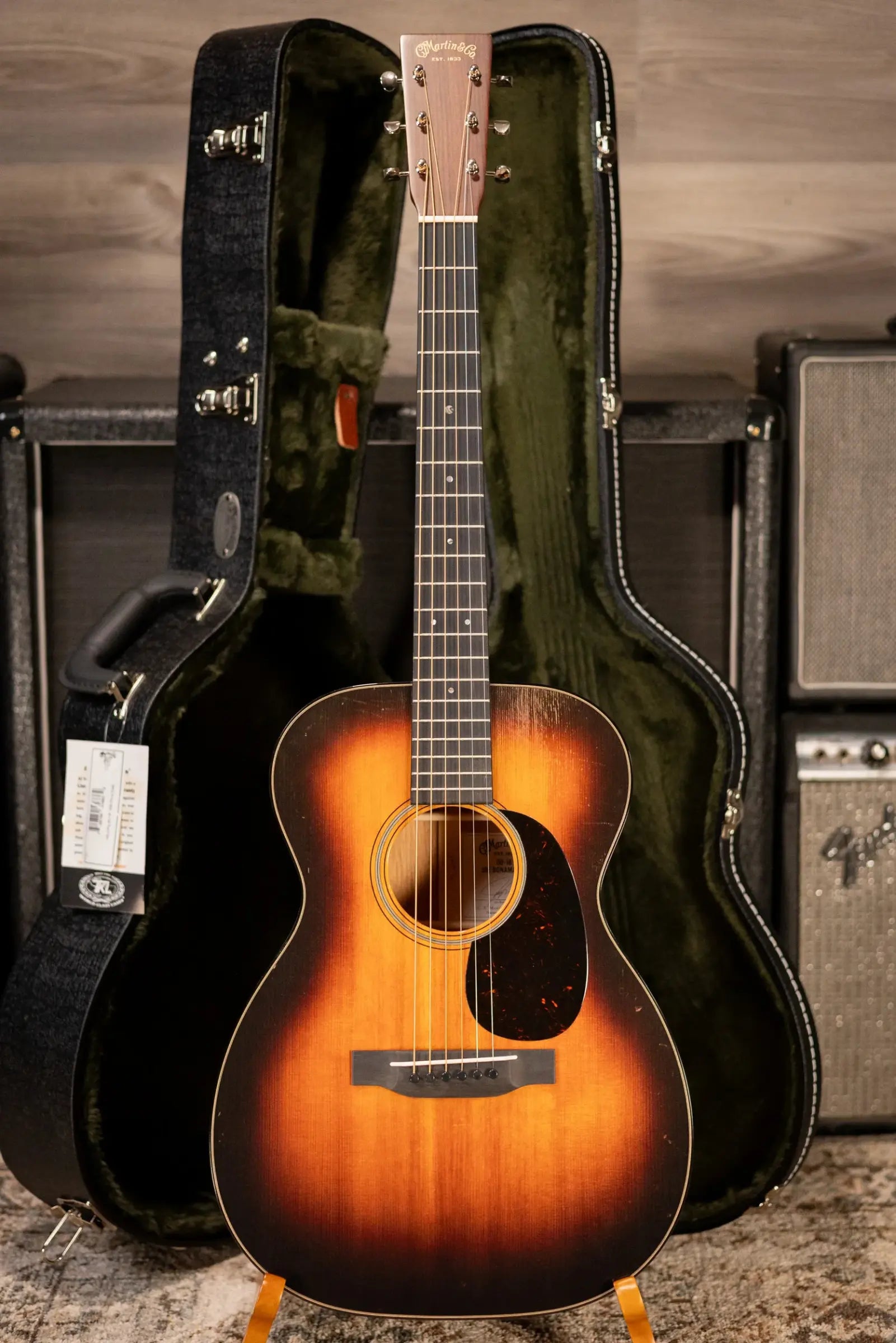 Martin 00-18 Joe Bonamassa Signature Acoustic Guitar - Burst with Hardshell Case