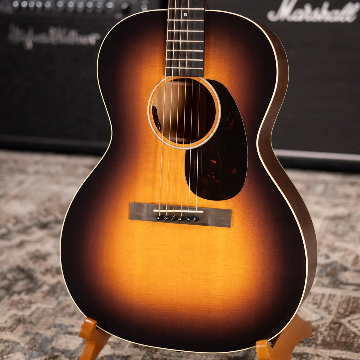 Martin 00L-16E Acoustic/Electric Guitar - 1935 Burst with Gig Bag